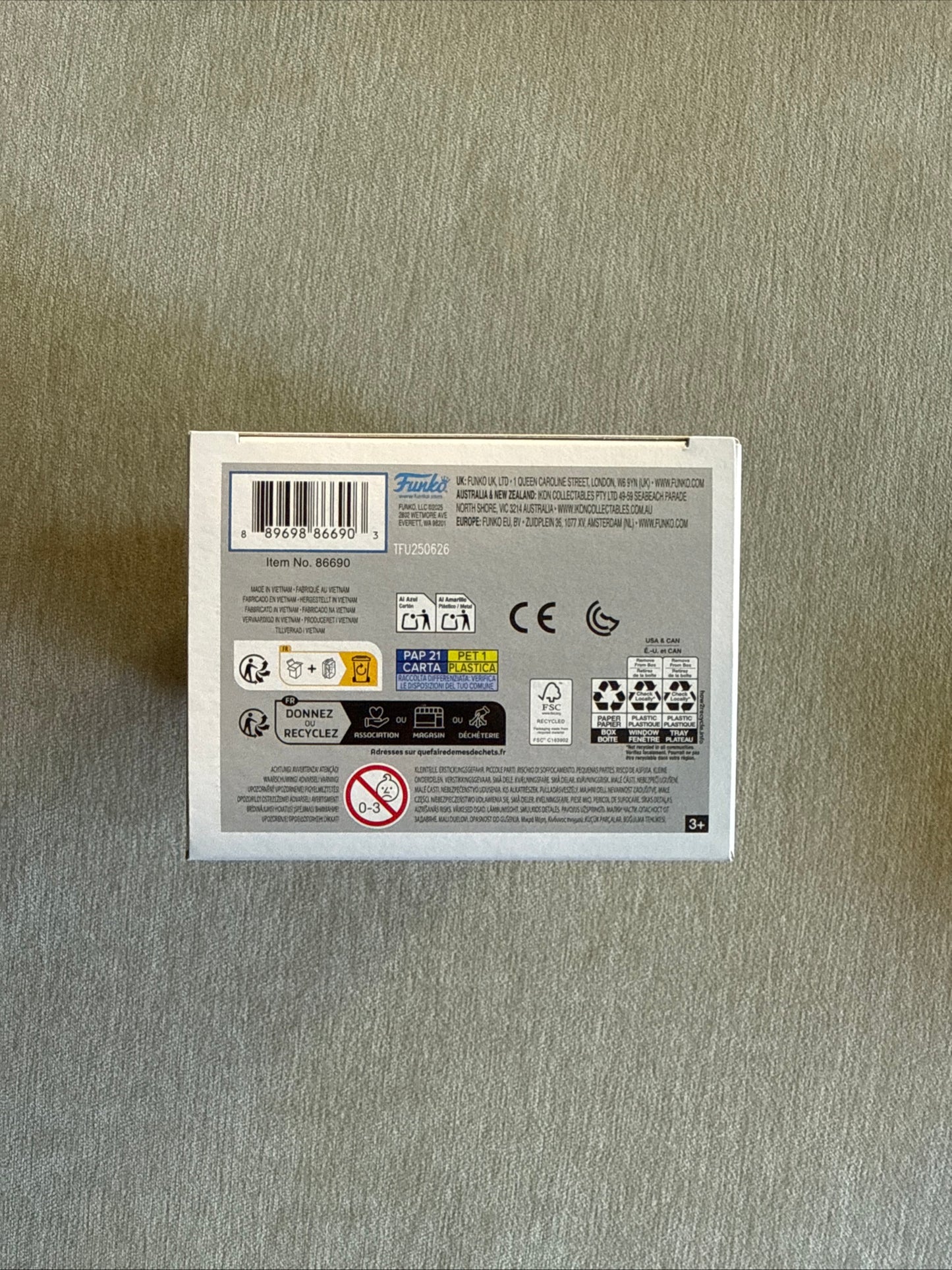 SAKAMOTO DAYS: TARO SAKAMOTO (CHASE) VINYL FIGURE #2058