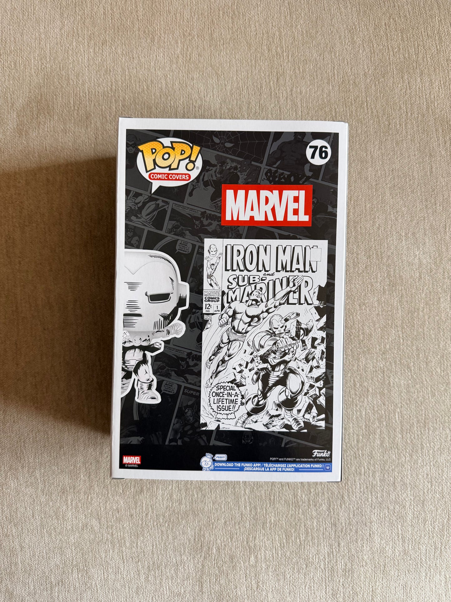 MARVEL: IRON MAN #1 BLACK AND WHITE (750 PCS LIMITED) VINYL COMIC COVERS #76