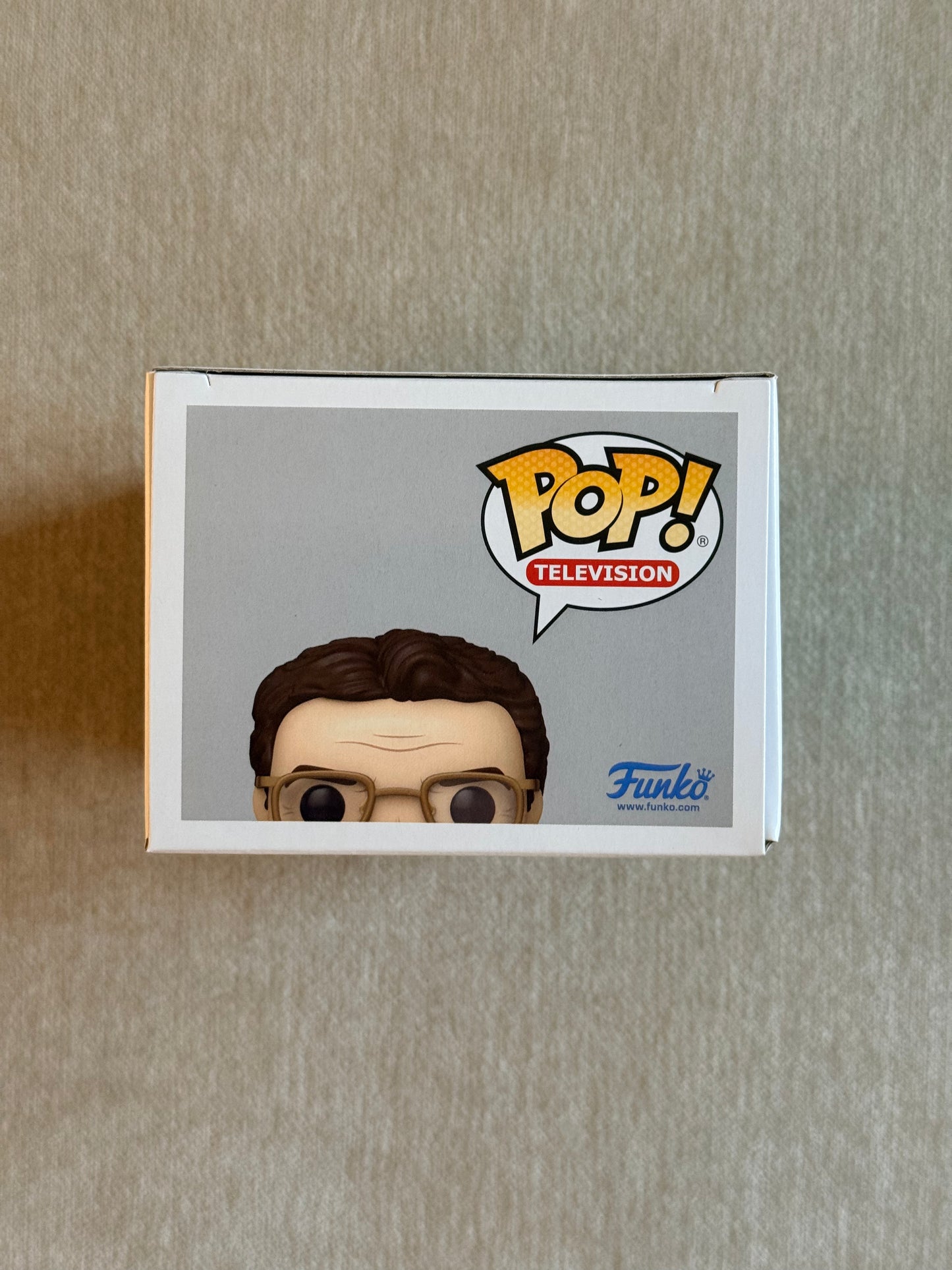 BREAKING BAD: WALTER WHITE IN GREEN APRON (EXCLUSIVE) VINYL FIGURE #1937
