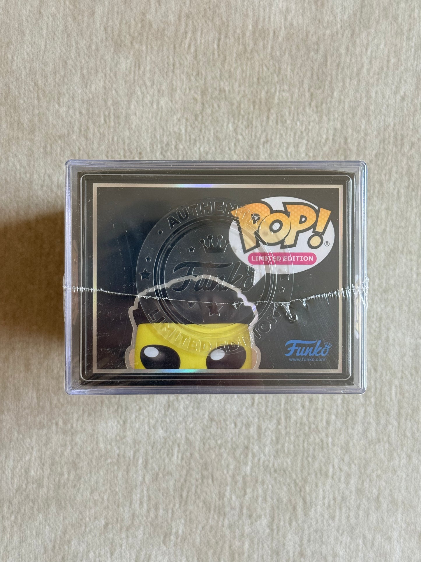 INVINCIBLE: CAPEVINCIBLE (FLOATING) (1,000 PCS LIMITED) VINYL FIGURE #2543