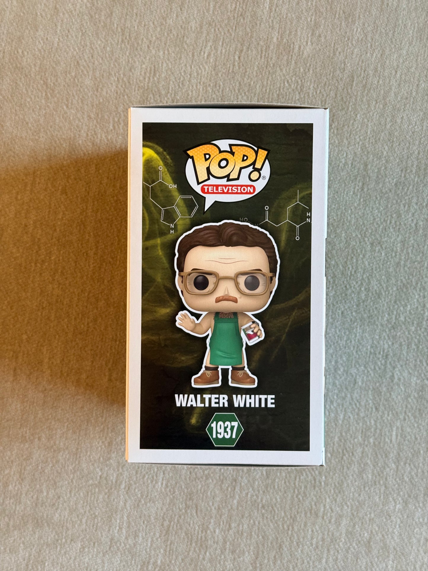 BREAKING BAD: WALTER WHITE IN GREEN APRON (EXCLUSIVE) VINYL FIGURE #1937