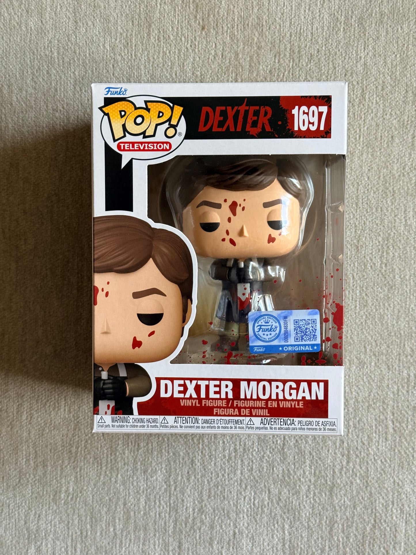 DEXTER: DEXTER MORGAN (BLOODY) (EXCLUSIVE) VINYL FIGURE #1697