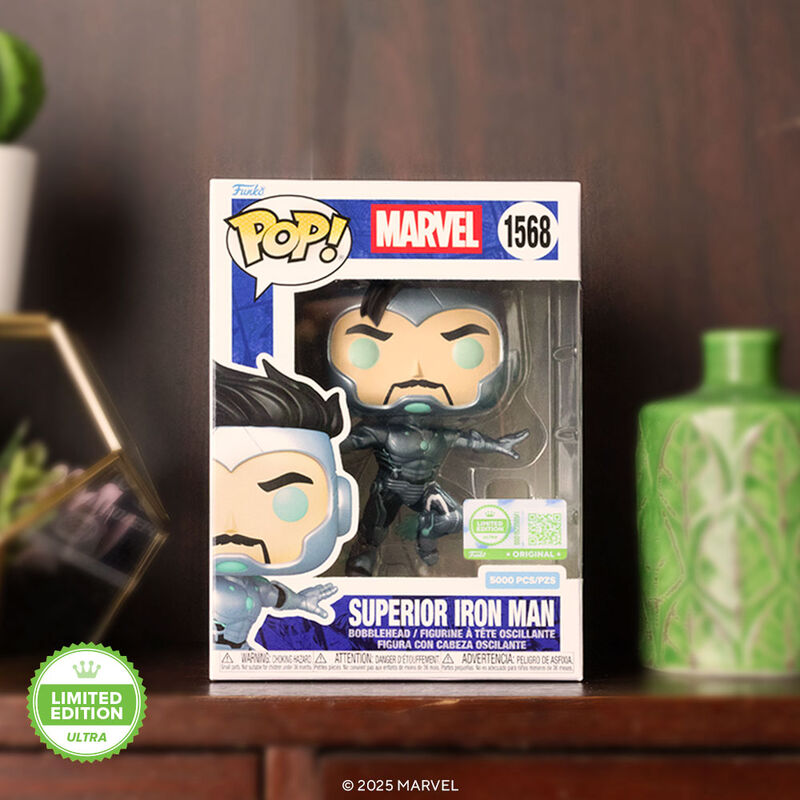 MARVEL: SUPERIOR IRON MAN (5,000 PCS LIMITED) VINYL FIGURE #1568