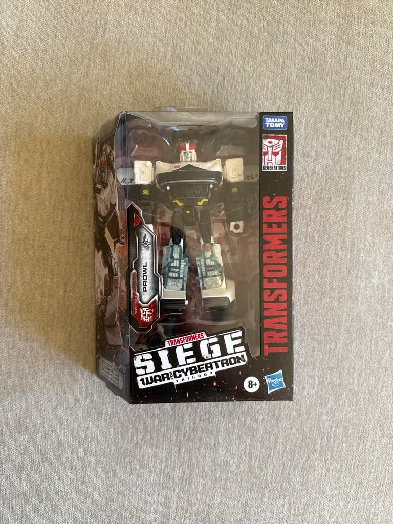 TRANSFORMERS GENERATIONS WAR FOR CYBERTRON: SIEGE DELUXE PROWL